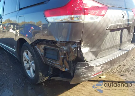 2011 Toyota Sienna Le V6 из США, поврежденный, VIN 5TDKK3DC3BS149110